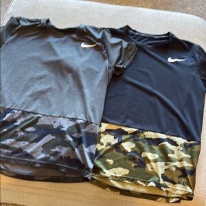 Nike Men's Black and Gray Camouflage T-Shirts